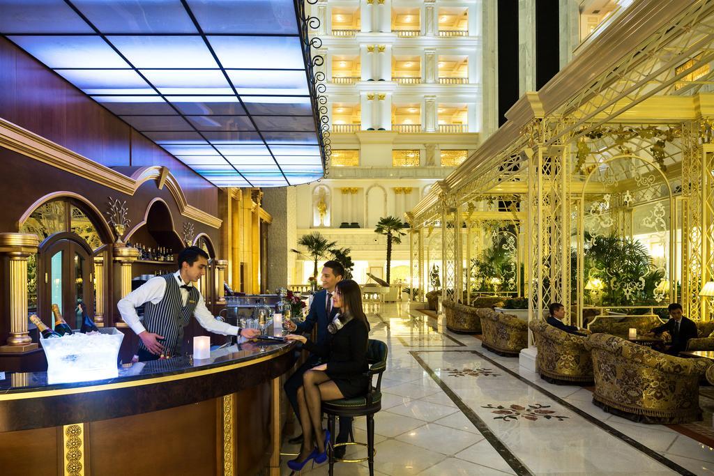 Hotel Rixos Khadisha Shymkent Exterior foto Lobby