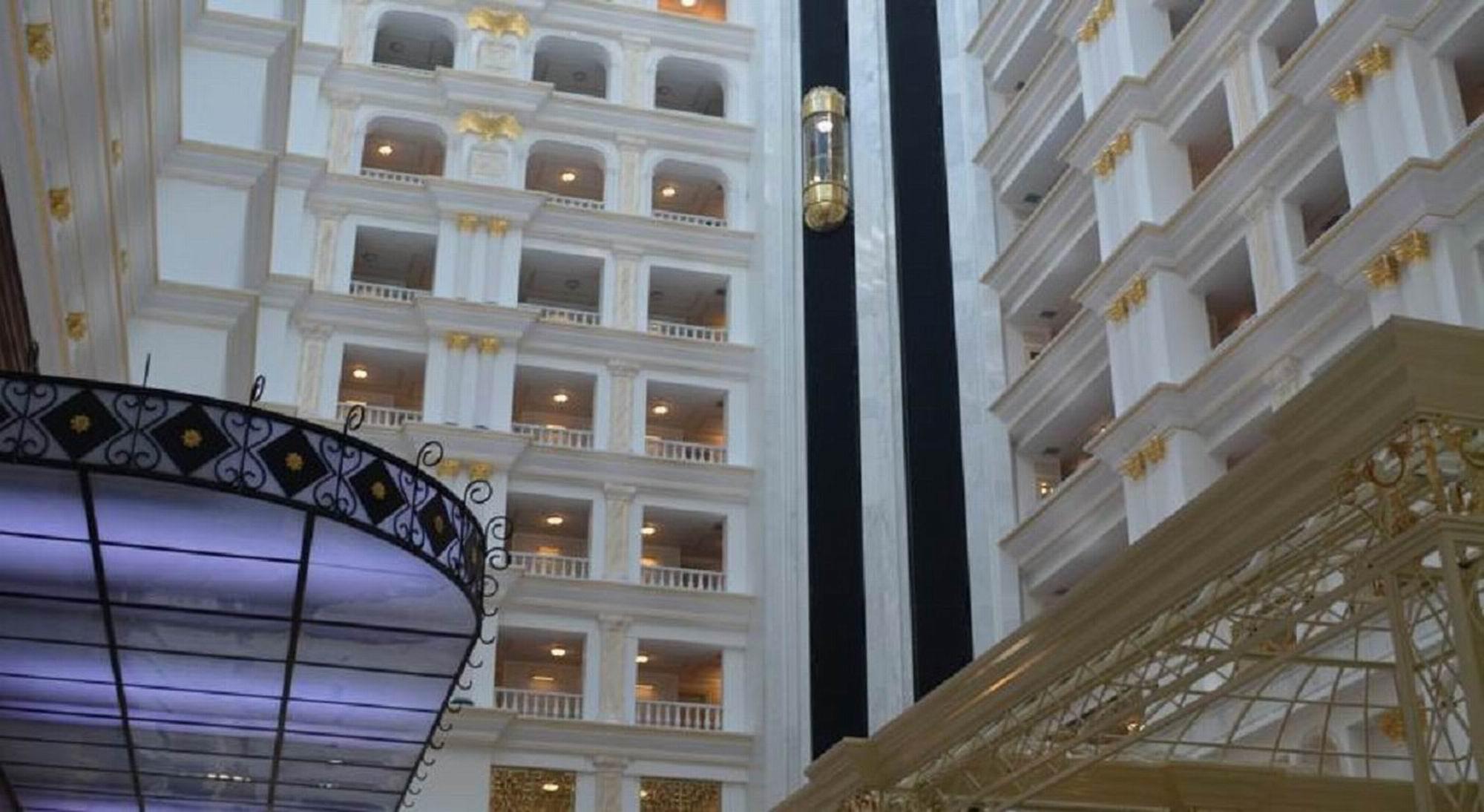 Hotel Rixos Khadisha Shymkent Exterior foto The elevator
