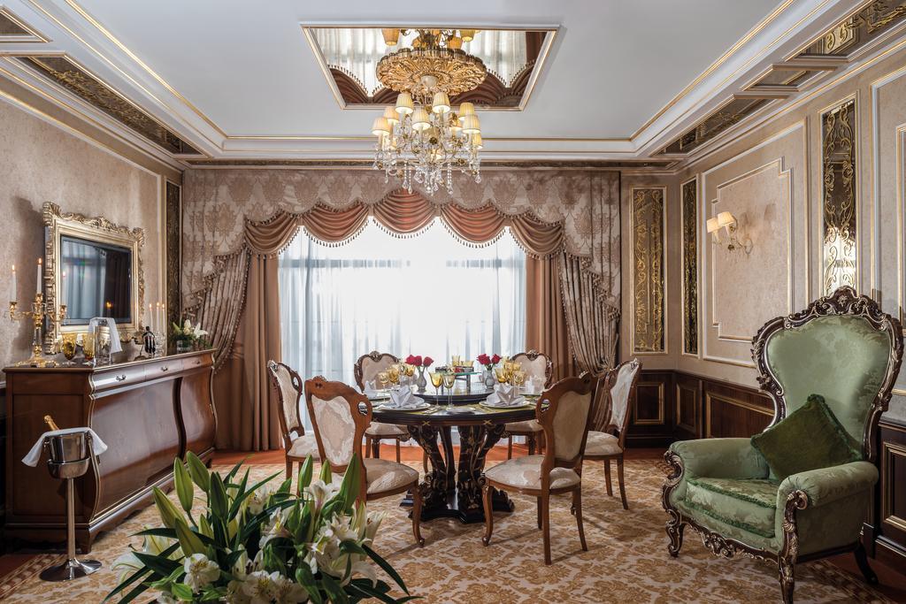 Hotel Rixos Khadisha Shymkent Exterior foto A suite at the hotel